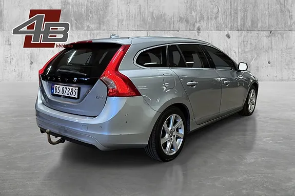 Volvo V60 2014 photo 5