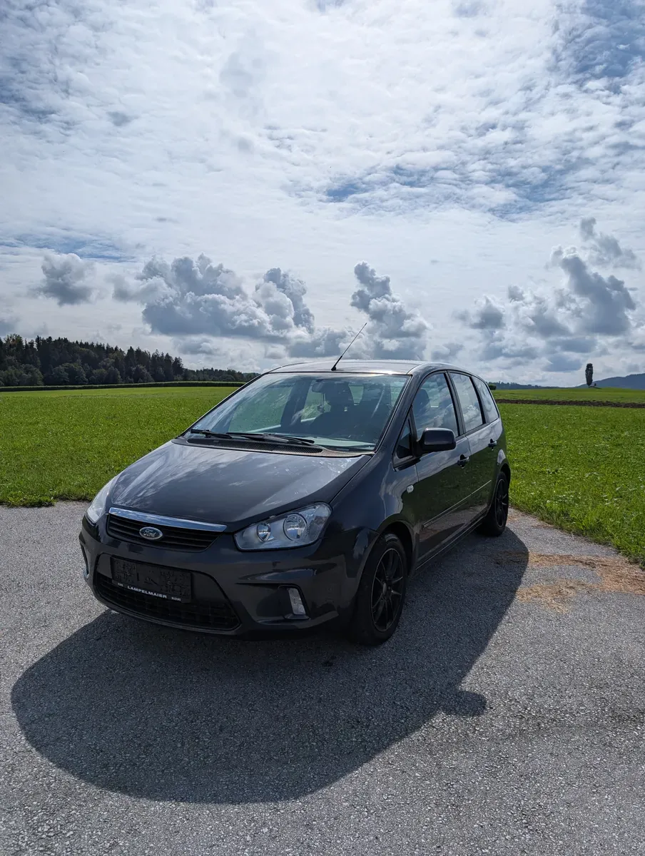 Ford C-Max 2010 photo 2