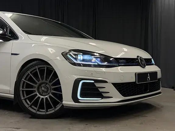 Volkswagen Golf 7 2017 photo 2