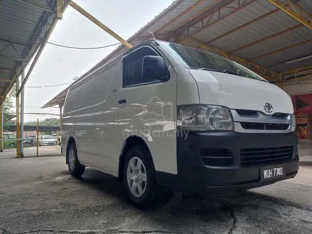 Toyota Hiace