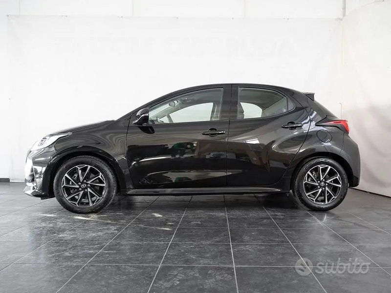 Toyota Yaris 2021 photo 3