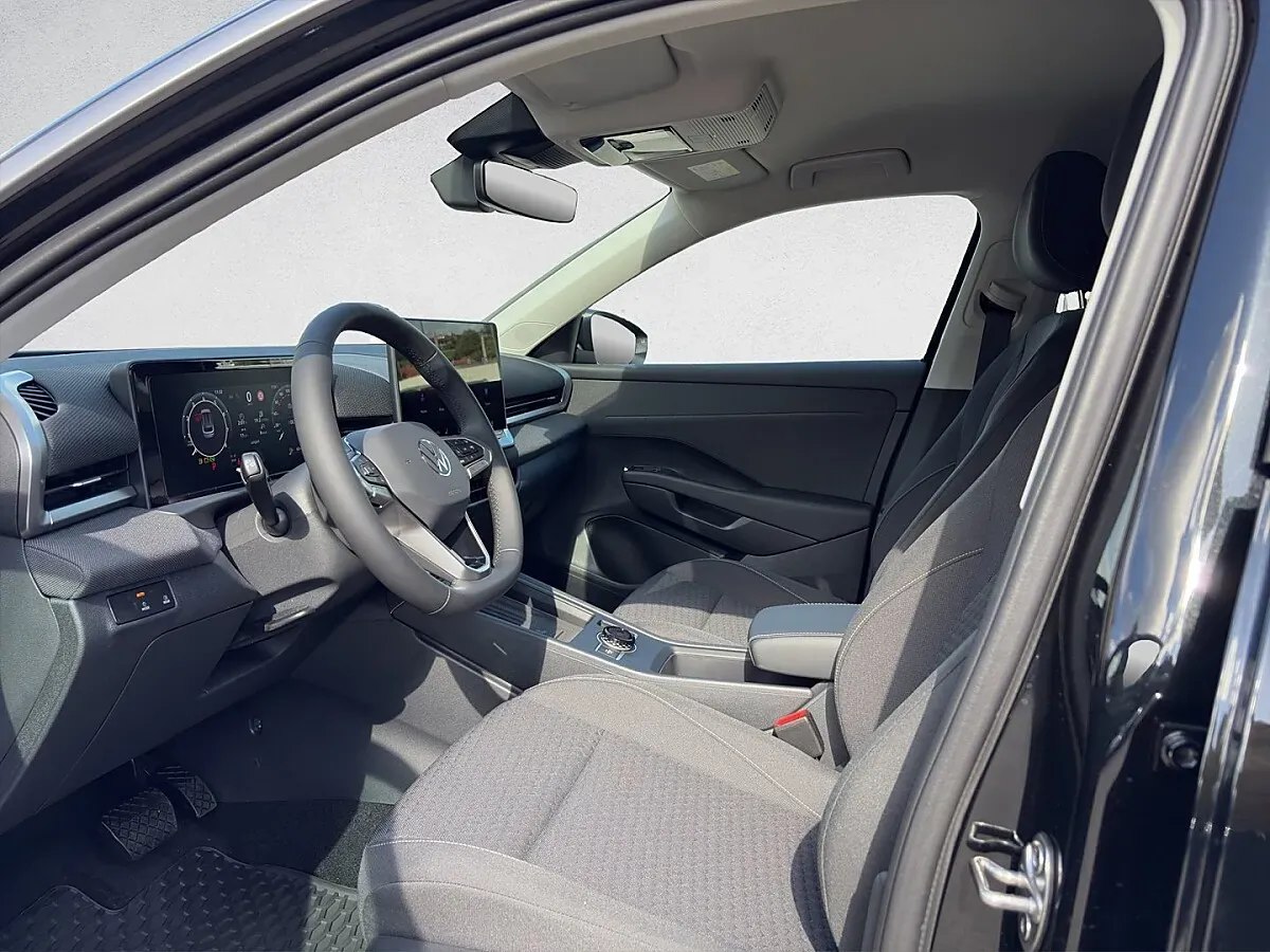 Volkswagen T-Roc Life 2026 photo 3
