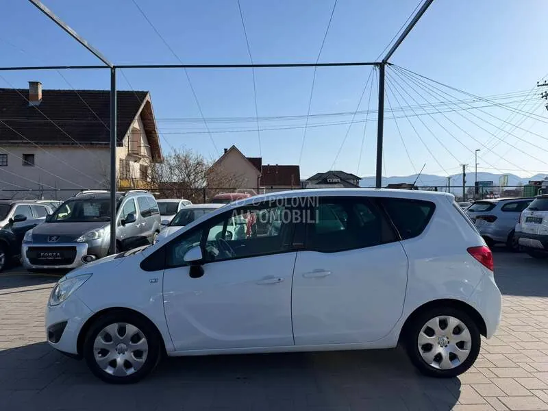 Opel Meriva 2011 photo 3