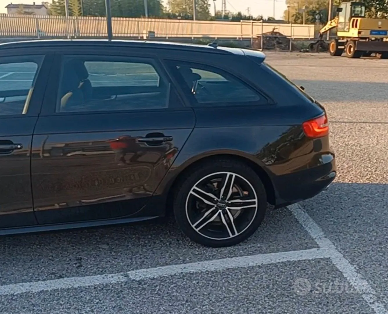 Audi A4 Avant 2012 photo 5