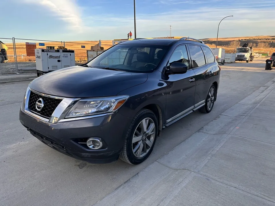 Nissan Pathfinder 2014 photo 2