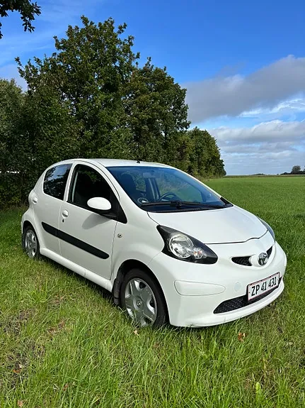 Toyota Aygo 2008 photo 2