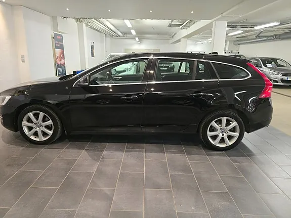 Volvo V60 2017 photo 5