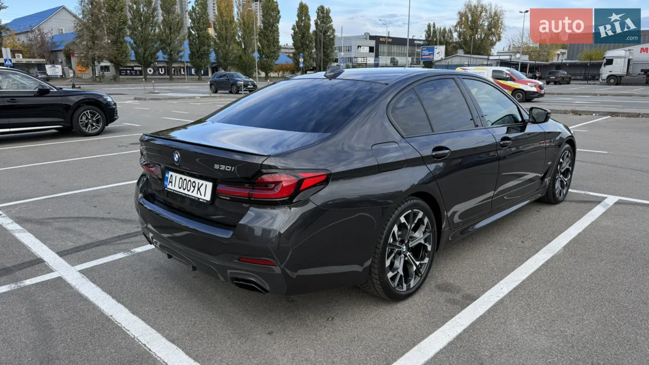 BMW 5 Series 2021 photo 5