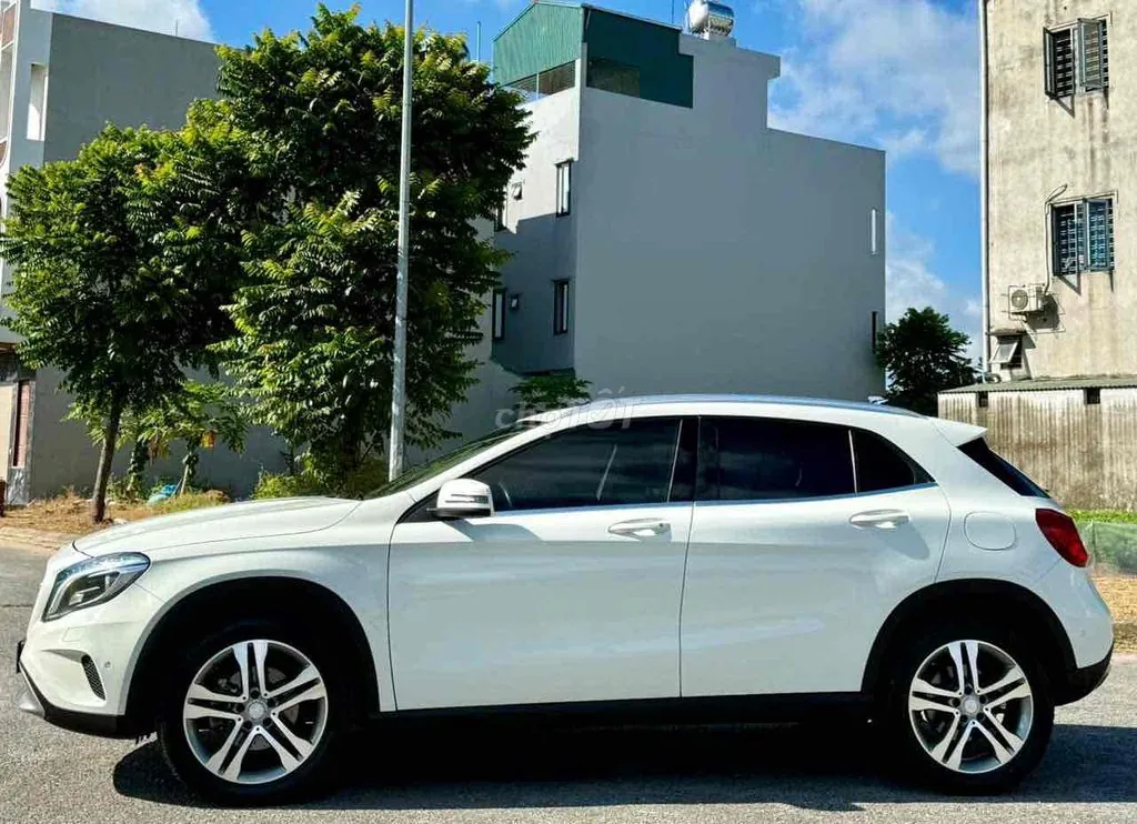 Mercedes-Benz Gla 2015 photo 2