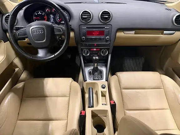 Audi A3 2011 photo 5