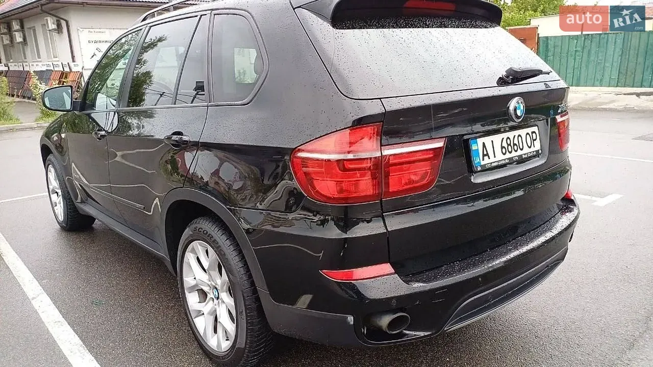 BMW X5 2010 photo 2