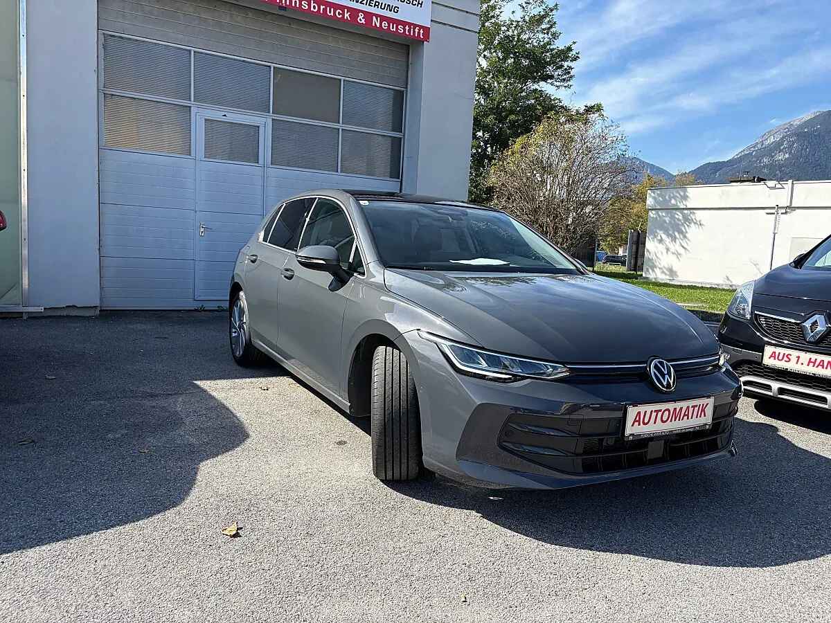 Volkswagen Golf 2025 photo 3