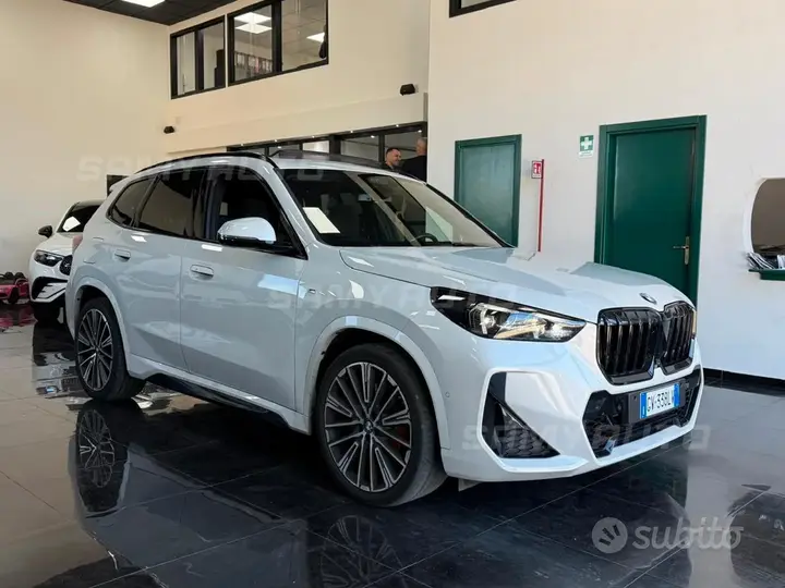 BMW X1 2024 photo 3