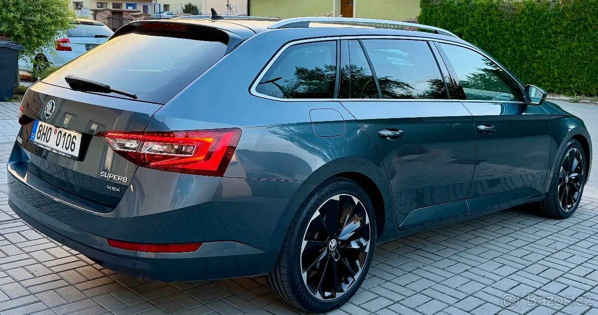 Skoda Superb 2017 photo 4