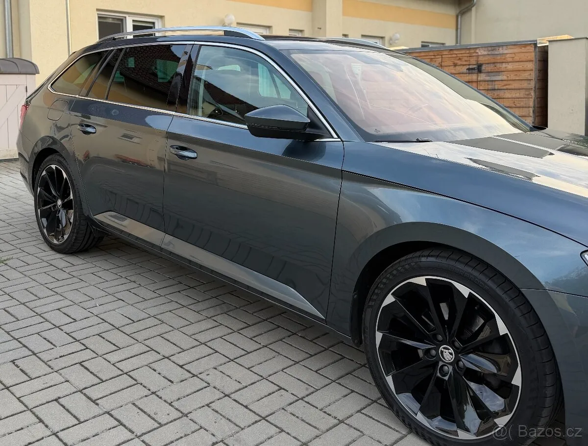 Skoda Superb 2017 photo 3