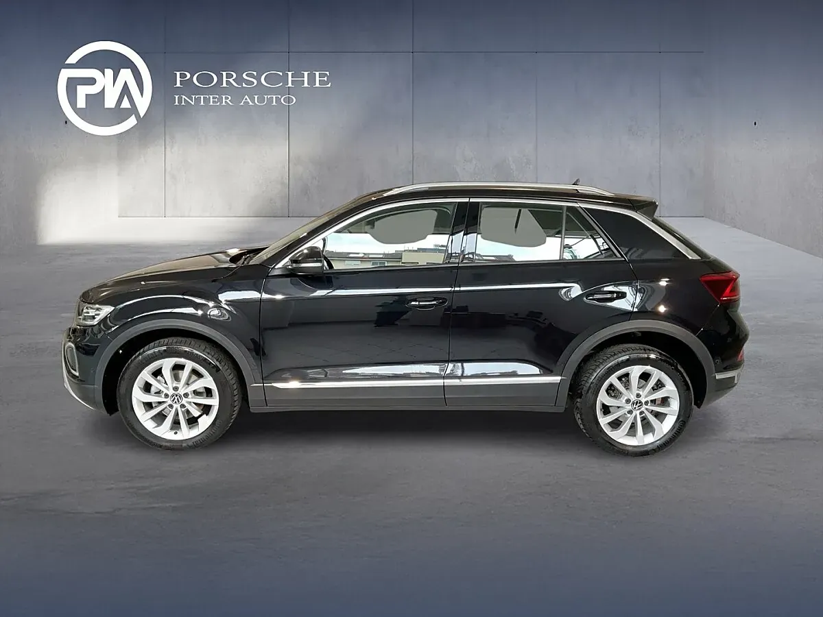 Volkswagen T-Roc 2023 photo 2