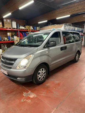 Hyundai H1 Starex