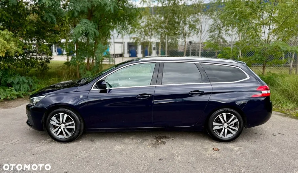 Peugeot 308 2018 photo 3