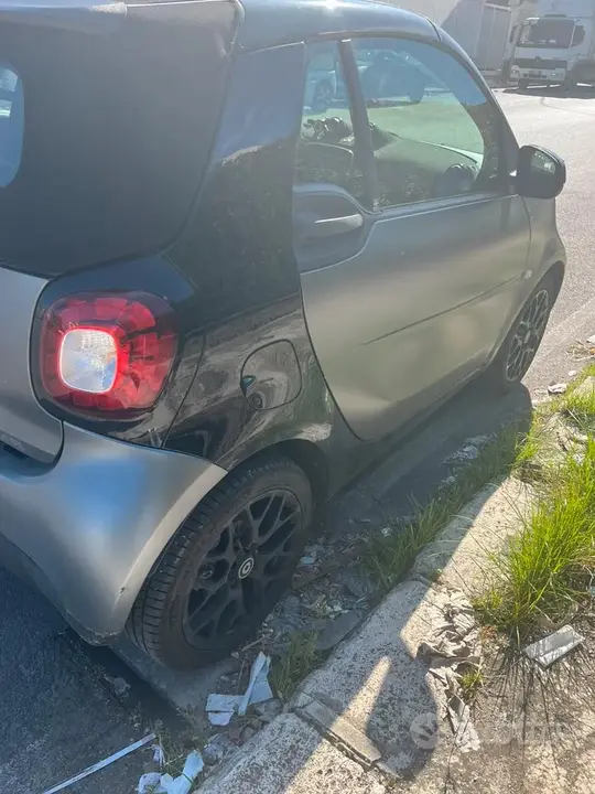 Smart Fortwo 2018 photo 3