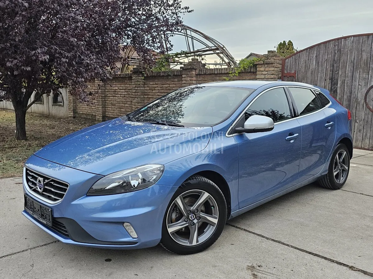 Volvo V40