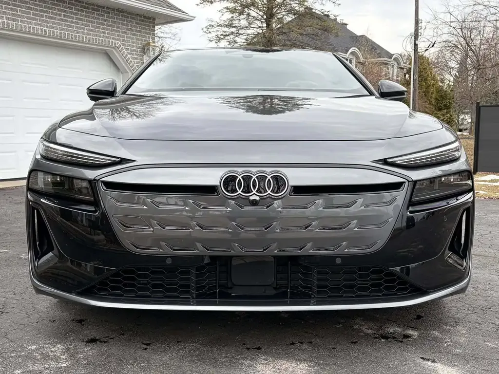 Audi S6 E-Tron 2025 photo 3