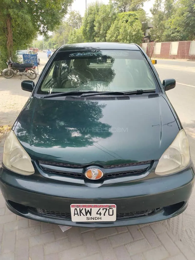Toyota Platz