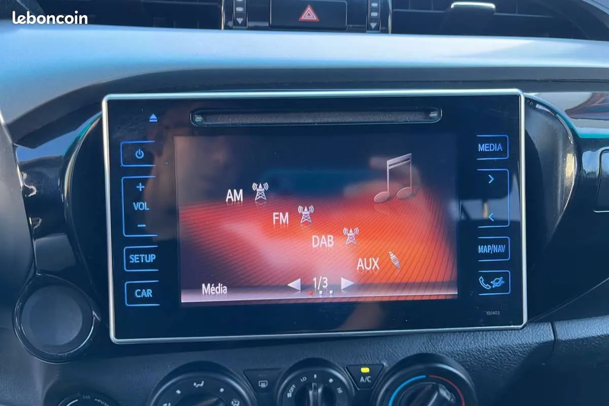Toyota Hilux 2017 photo 4