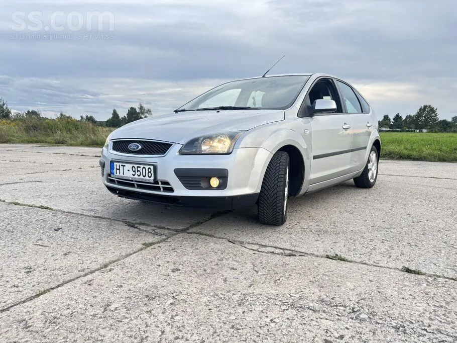 Ford Focus 2006 photo 2