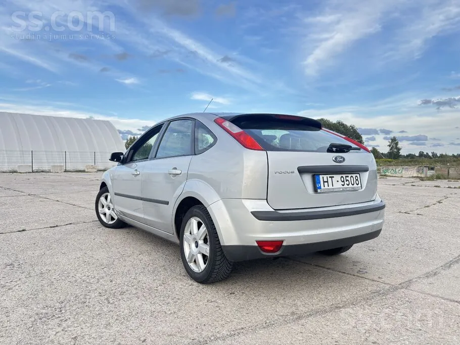 Ford Focus 2006 photo 3
