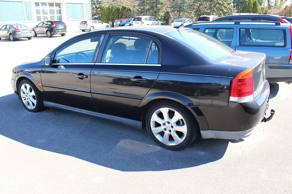 Opel Vectra 2002 photo 3
