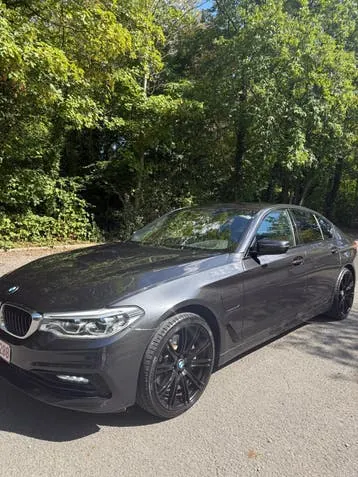 BMW 530E