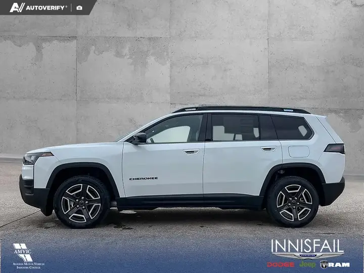 Jeep Cherokee 2026 photo 3