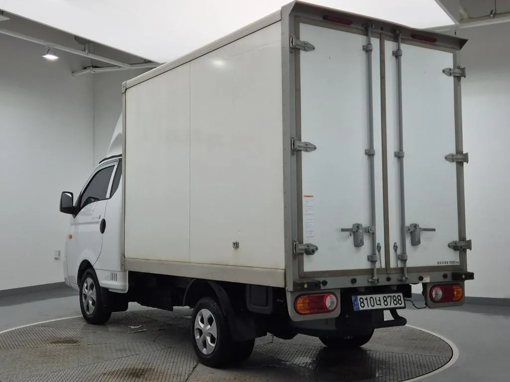 Hyundai Porter Ii 2024 photo 2