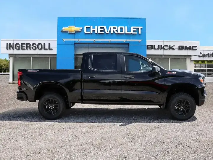 Chevrolet Silverado 1500 2026 photo 3