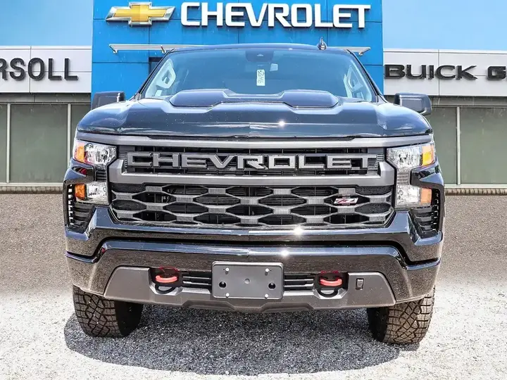 Chevrolet Silverado 1500 2026 photo 2