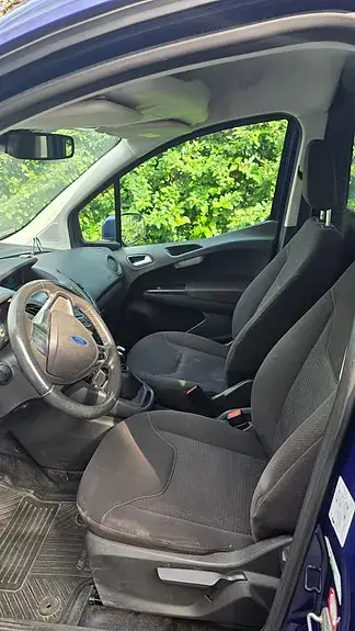 Ford Transit Courier 2015 photo 3