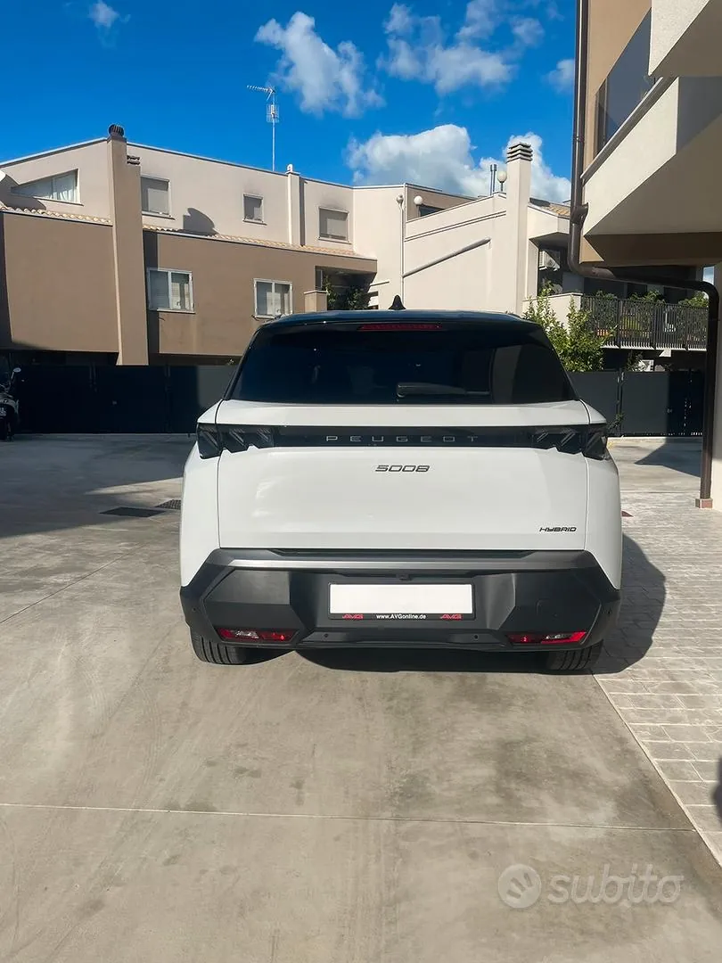 Peugeot 5008 2025 photo 4