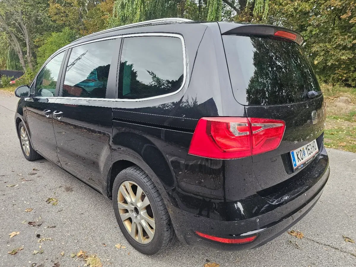 Seat Alhambra 2012 photo 3