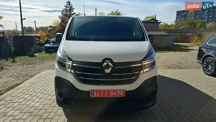 Renault Trafic 2021 photo 3