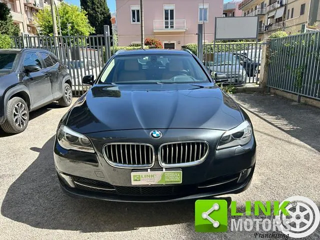 BMW 520 Touring 2012 photo 3
