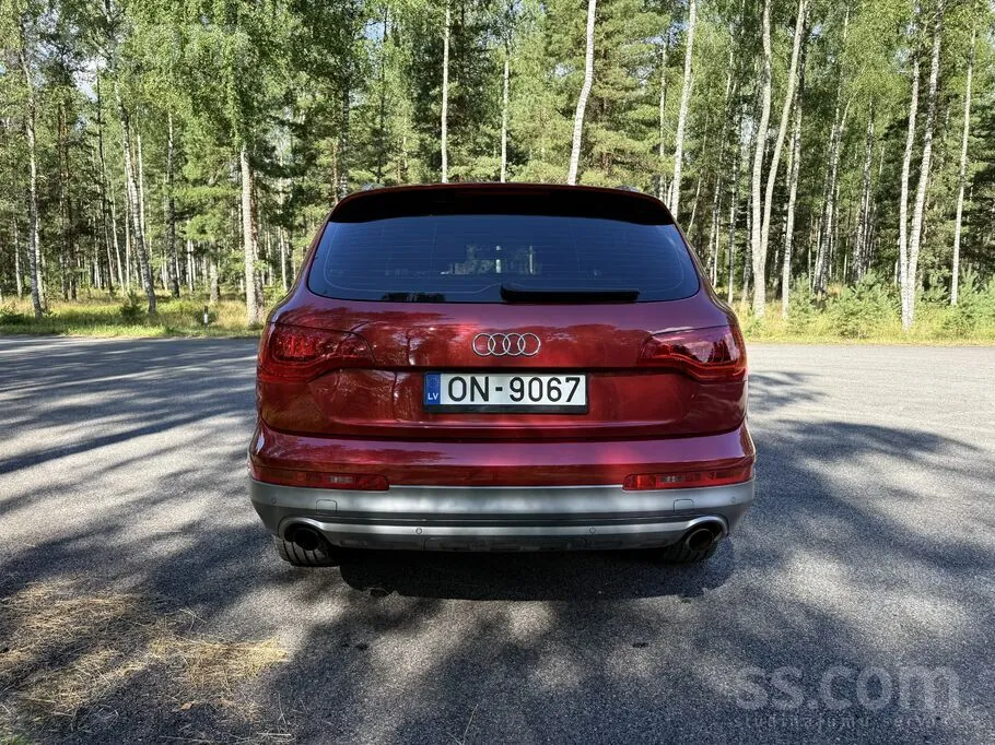 Audi Q7 2011 photo 4
