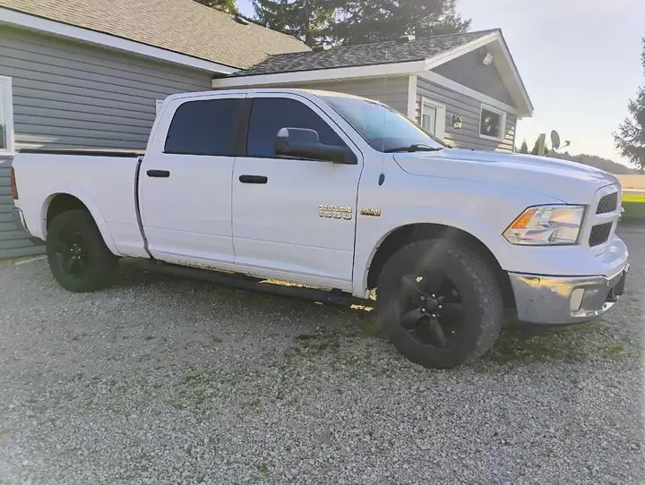 Ram 1500 2016 photo 3