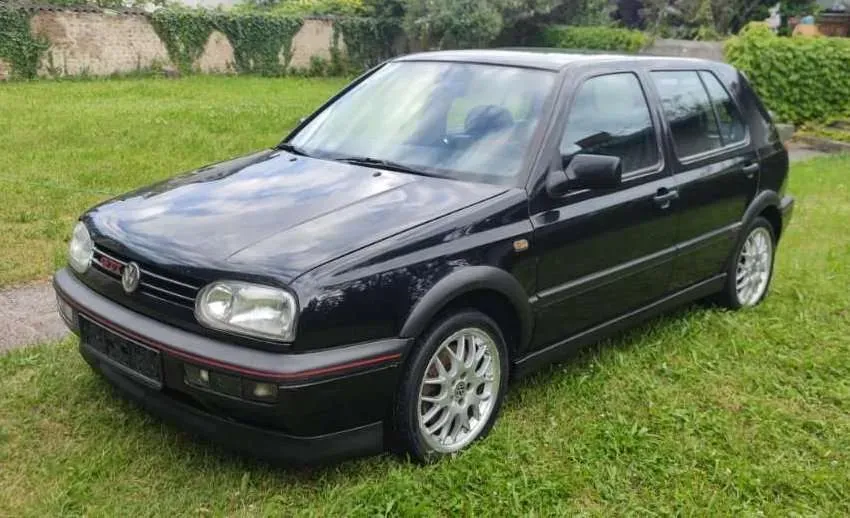 Volkswagen Golf 1996 photo 2
