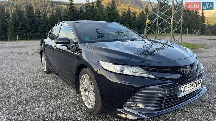 Toyota Camry 2018 photo 5