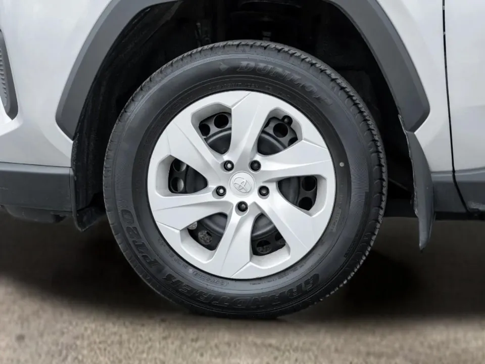 Toyota Rav4 2025 photo 4