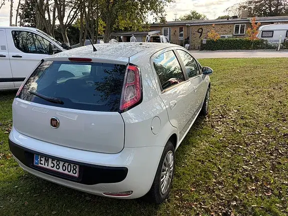 Fiat Punto Evo 2010 photo 4