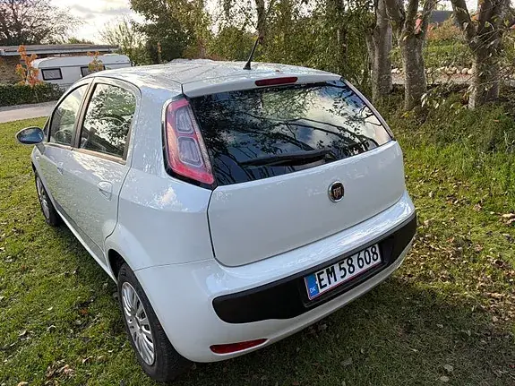Fiat Punto Evo 2010 photo 5