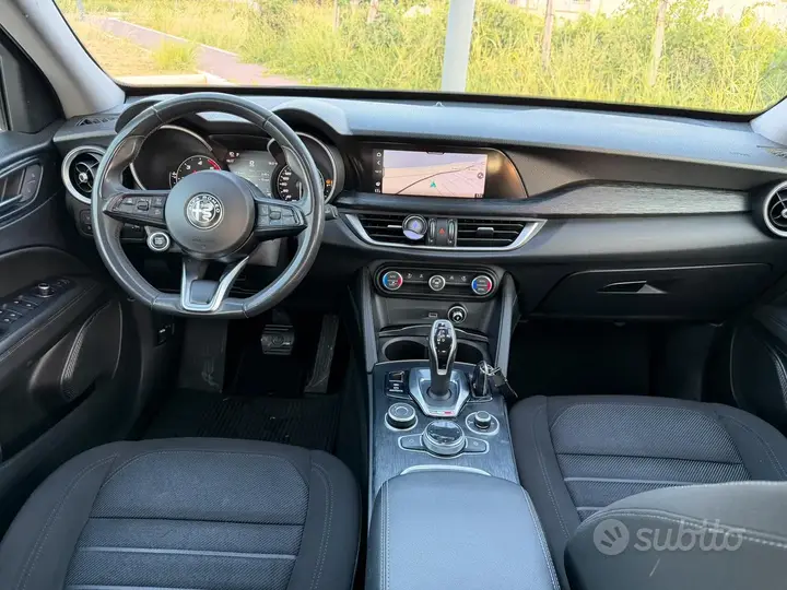 Alfa Romeo Stelvio 2021 photo 4