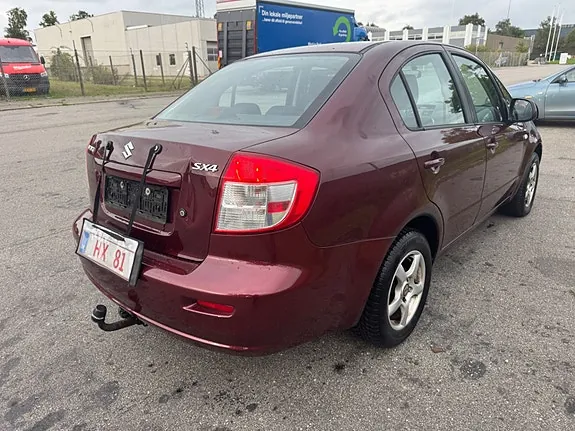Suzuki Sx4 2010 photo 3