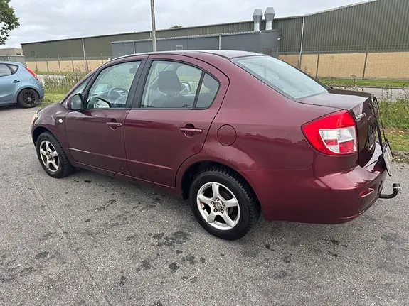 Suzuki Sx4 2010 photo 4